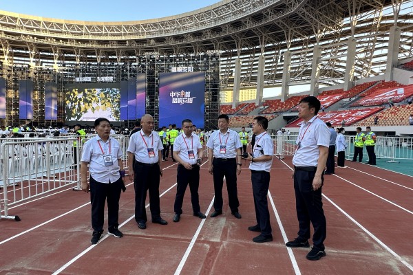 公司圓滿完成“精忠報(bào)國(guó) 為黨獻(xiàn)歌...